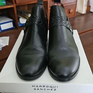 Black Heeled Boots for Women